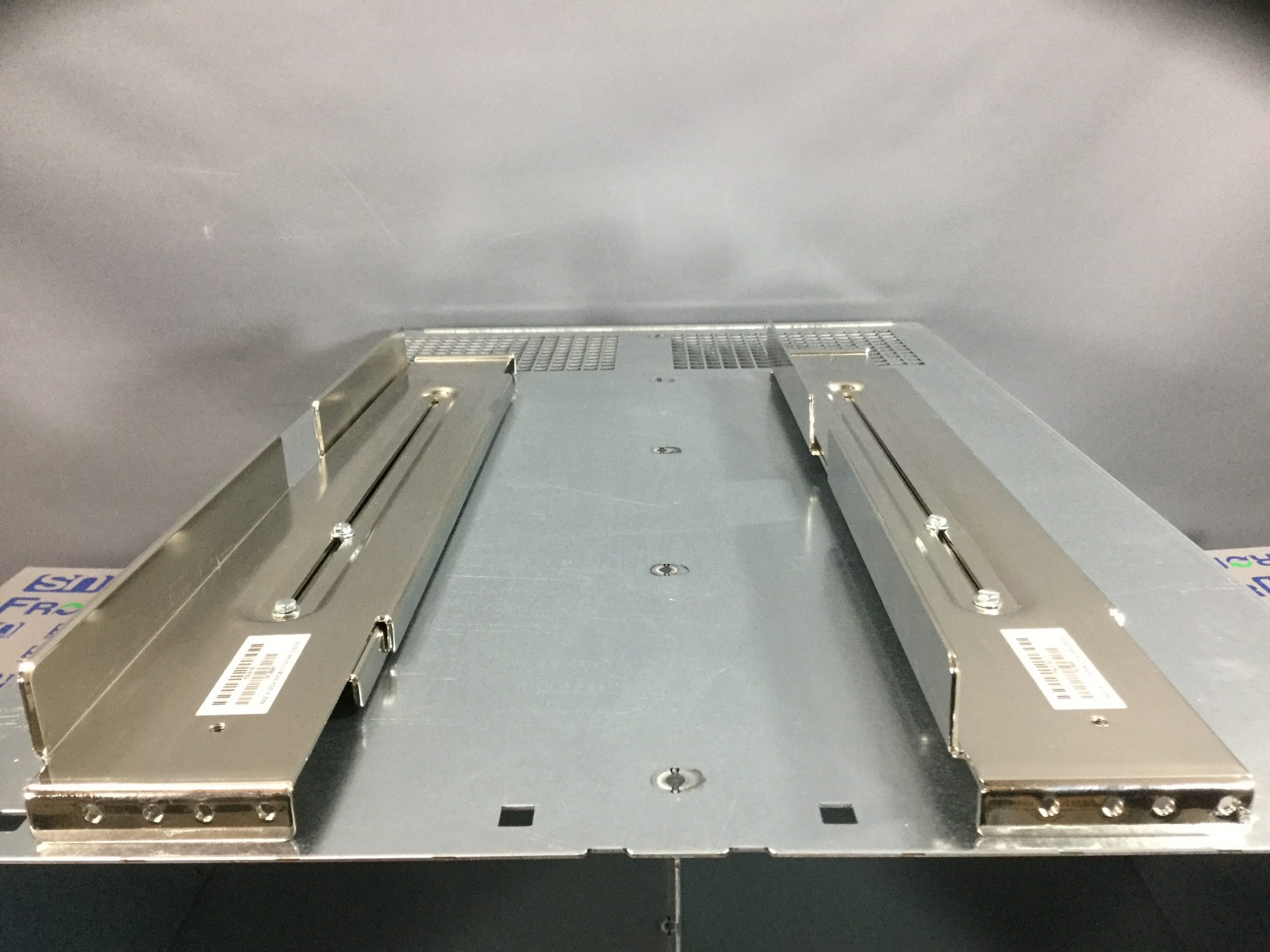 IBM 7314-7314 I/O Drawer Mounting Enclosure | FrontierUS