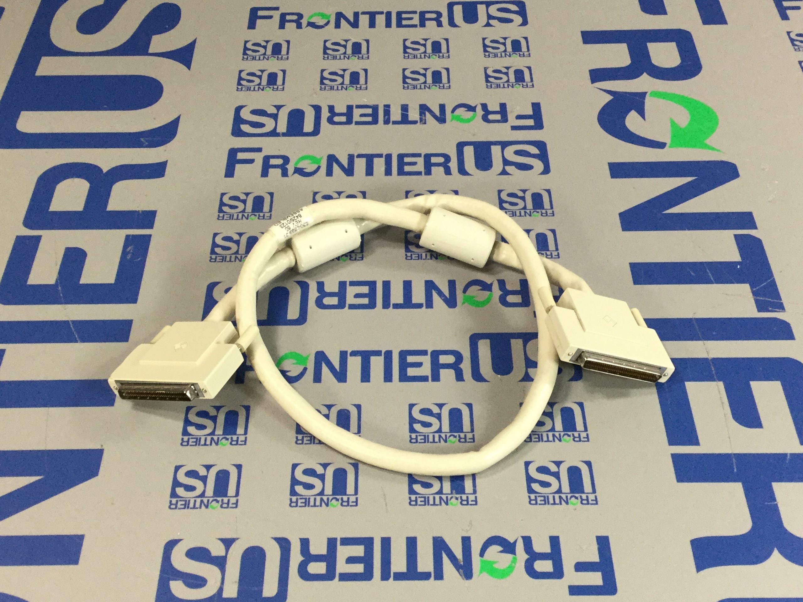 SUN 5302383 External SCSI Cable HD68 to HD68 0.8M FrontierUS