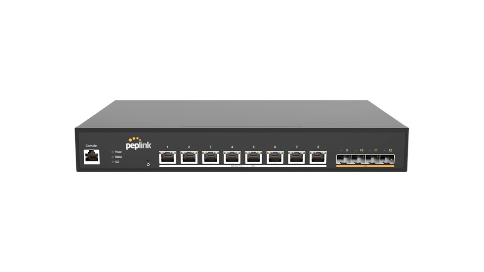 8_PoE_10G_switch_Front